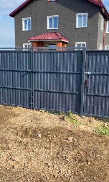 Ворота из профнастила распашные серые