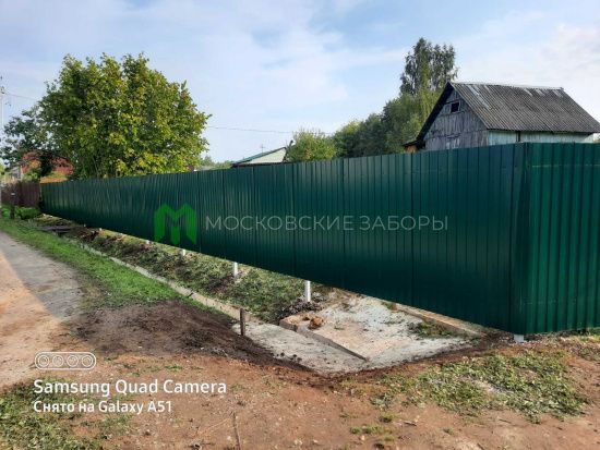 Откатные ворота из профнастила со встроенной калиткой, Солнечногорский р-н