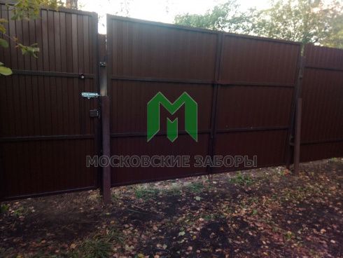 Комбинированный забор профнастил+металлический штакетник