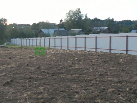 Фото забора из профнастила, Дмитровский район, Борцово