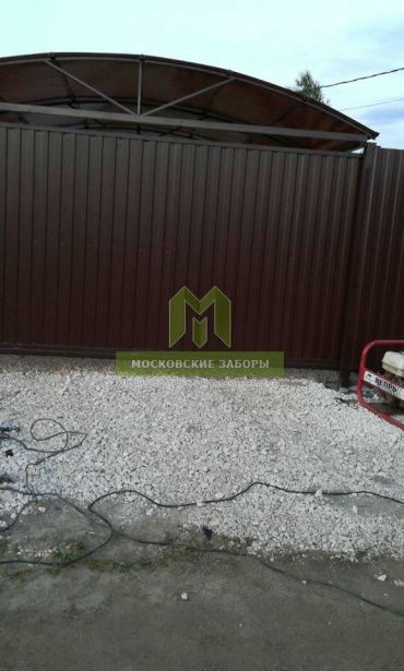 Фото навеса для автомобиля, Можайский район, Бородино от 4.07.2018