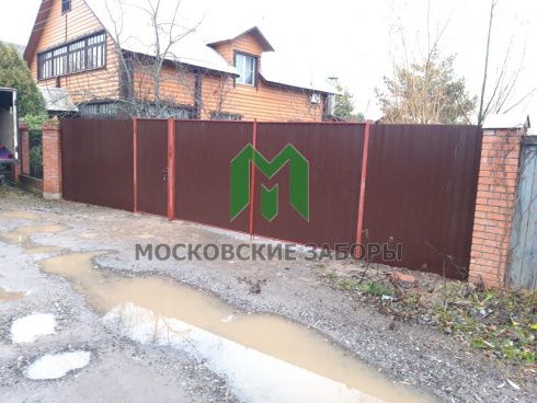 Установка забора из профнастила