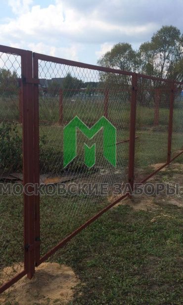 Ограждение в раме из профтрубы 40х20х2