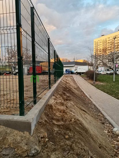 Договор № 23042/21, Ограждение площадки 3д забором