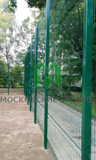 Забор 3D для спортплощадки