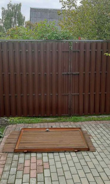 Фото забора из металлического штакетника, Солнечногорск